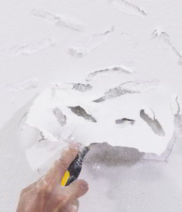 Obnova fasády - odlupujúci sa náter