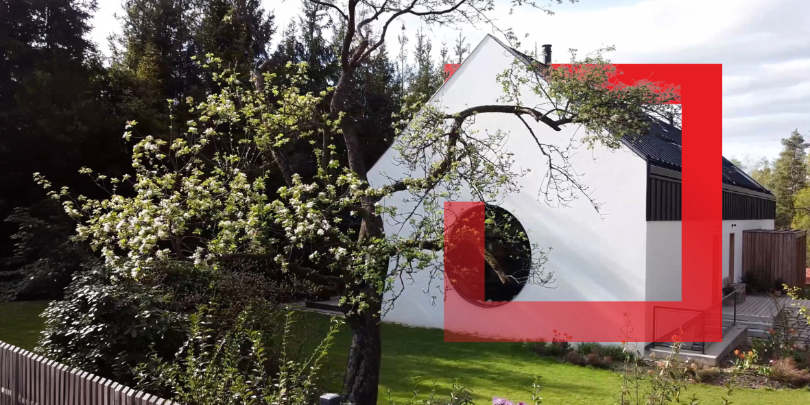 Biele odtiene fasády sú stále štýlové